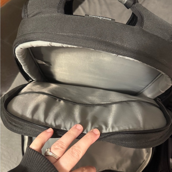 SOLD. Canon Rebel T3 - Picture 7 of 13